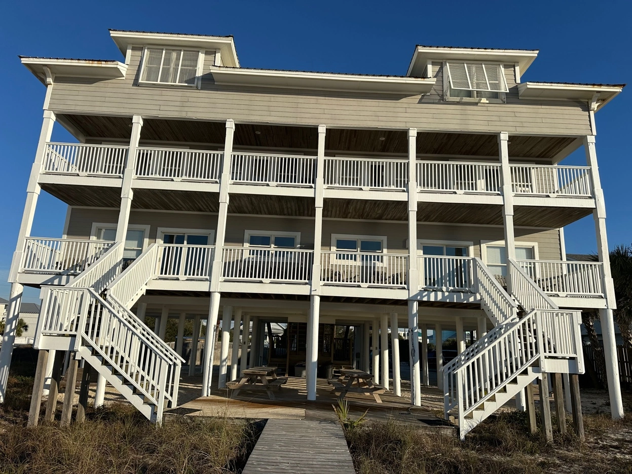 Exterior trim painting Tuscaloosa craftsman home